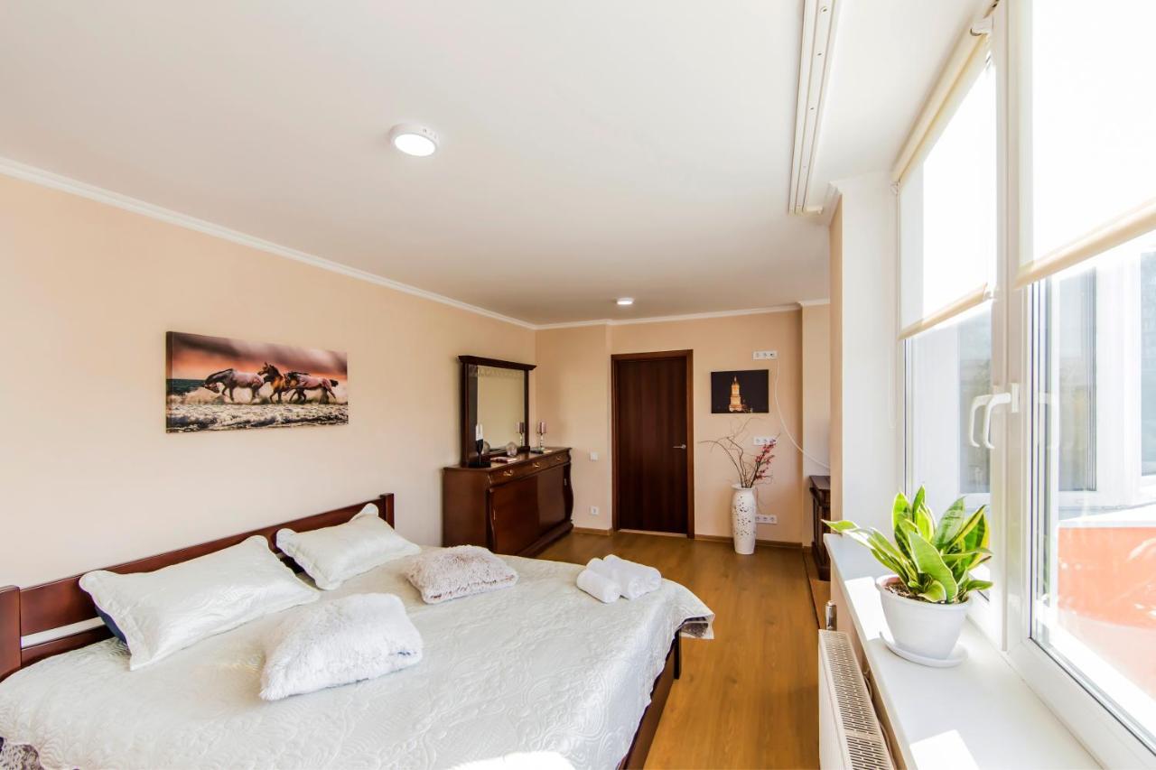 Super Comfort Flat For You Near The Metro. Kyiv Exterior photo